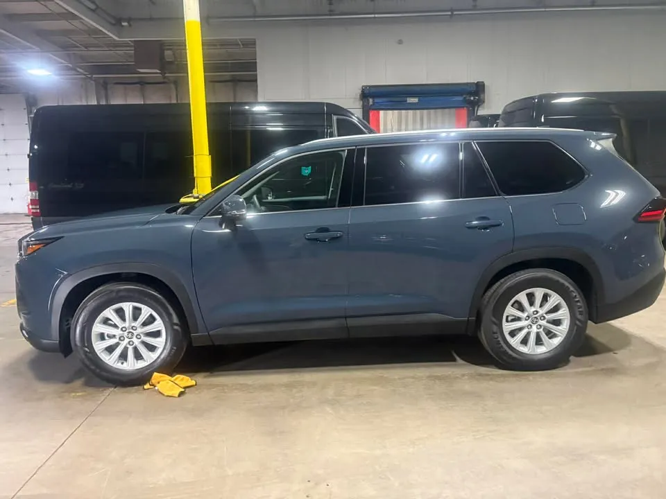 Auto detailing close-up result